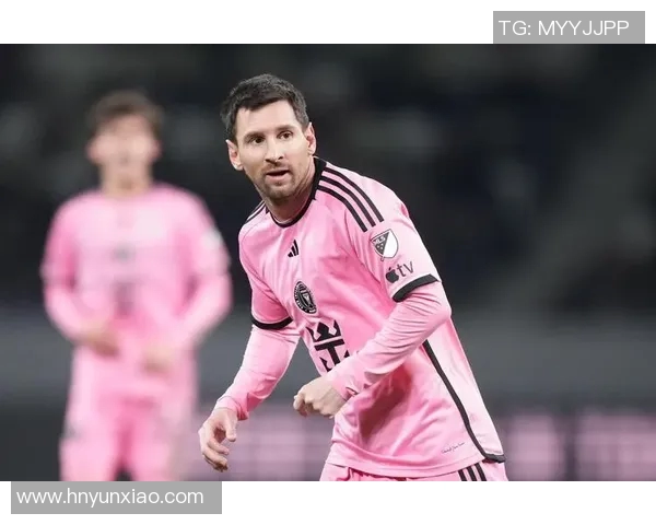 日本足球明星纷纷表达对梅西的喜爱与崇拜之情