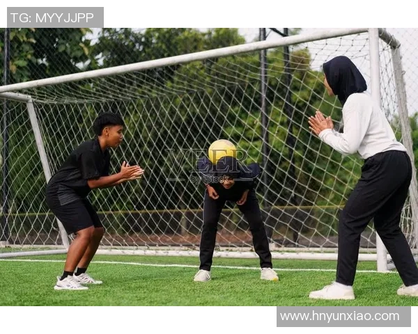 足球明星的踢球技巧与风格解析如何提升个人表现与团队配合 足球明星的踢球技巧与风格解析如何提升个人表现与团队配合